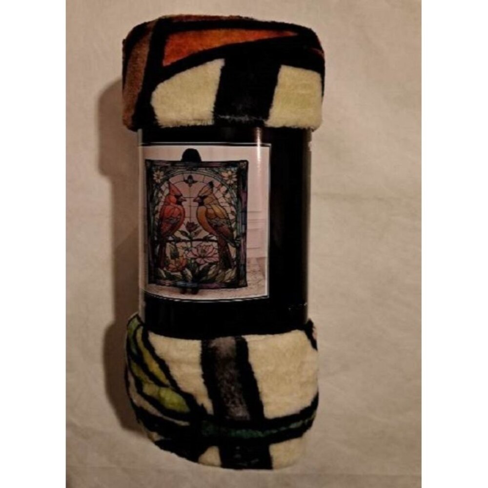 New Cardinals Bird Stained Glass Plush Gift Throw Blanket Cardinal Red Birds NIP - Picture 3 of 3